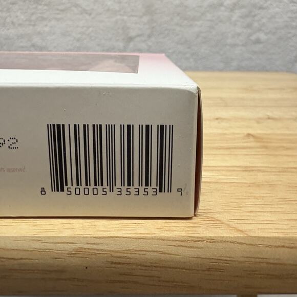 Kylie Jenner Skin 4 PC Mini Set Travel Limited Edition 2020 NIB Sealed - Picture 7 of 8